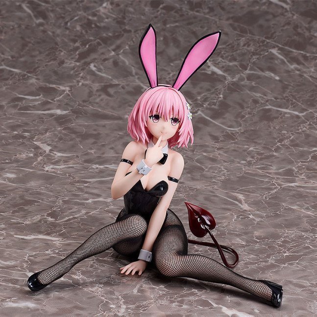 Momo Belia Deviluke: Bunny Ver. 1/6 Figure