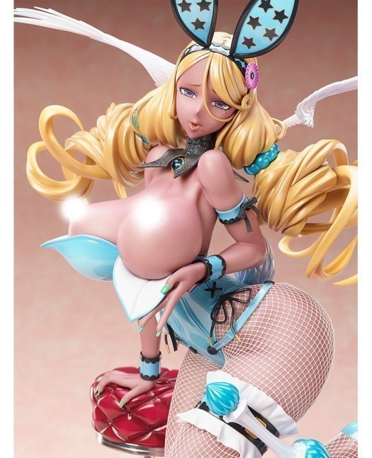 Kirara Akutsu 1/4 Figure Bunny Version Illustrated by Raita