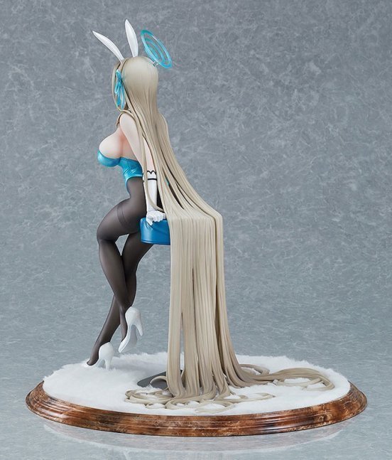Ichinose Asuna (Bunny Girl) 1/7 Figure -- Blue Archive