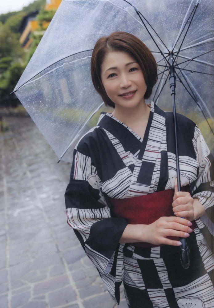 Maki -- Maki Tomoda Photo Book