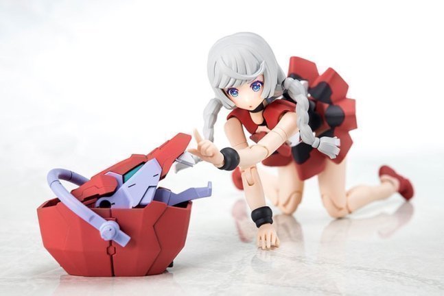 Chaos & Pretty LITTLE RED 1/1 Plastic Model -- Megami Device