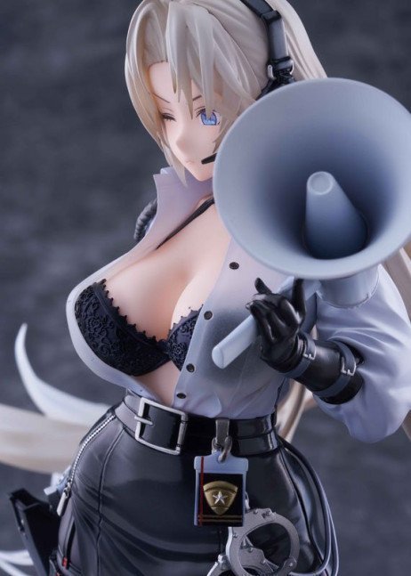 Kronshtadt 1/6 Figure Begin the Rush! -- Azur Lane