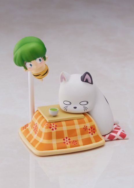 Ten & Kotatsu Neko Mini Figure -- Urusei Yatsura