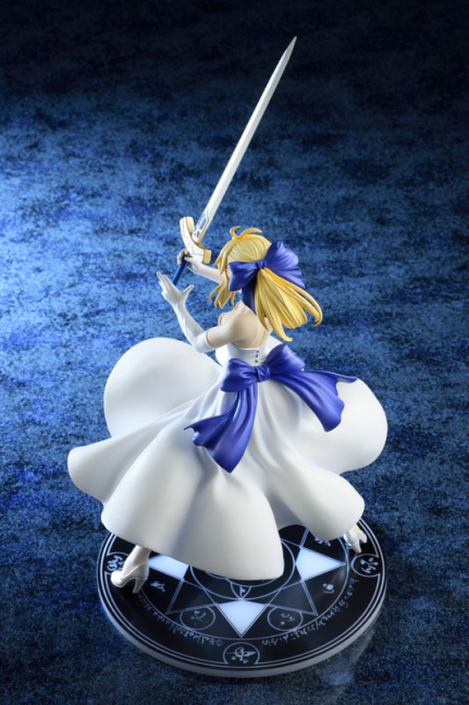 Saber 1/8 Figure White Dress Renewal Ver. -- Fate/stay night [Unlimited Blade Works]