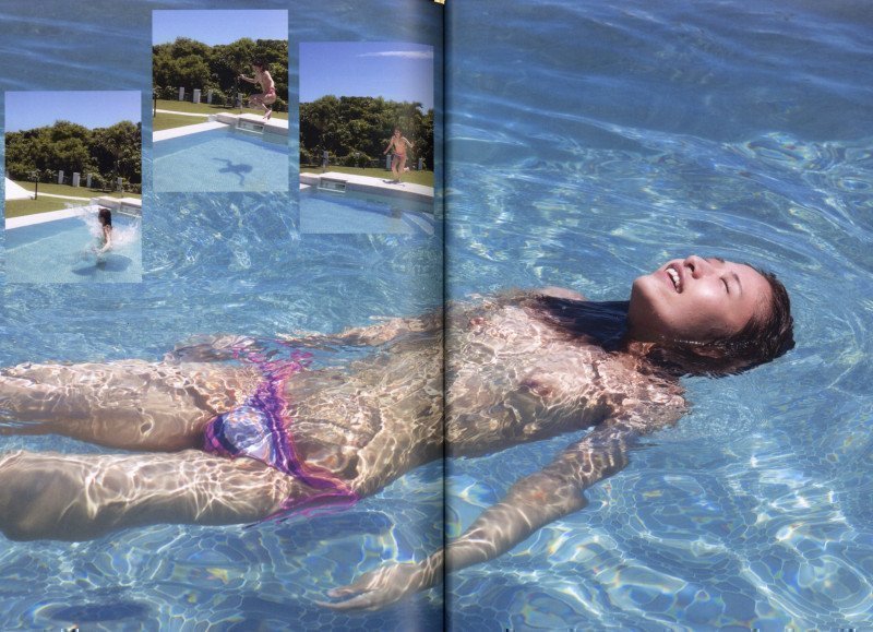SAKURA SAKU -- Sakura Kawaguchi Photo Book