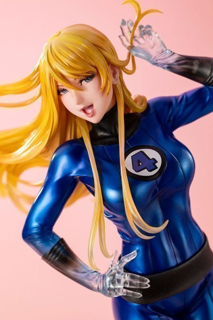 Invisible Woman ULTIMATE 1/6 MARVEL BISHOUJO Figure