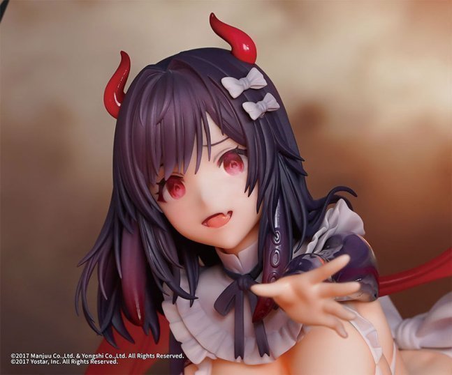 Royal Fortune 1/7 Figure Treats from the Deep ver. -- Azur Lane
