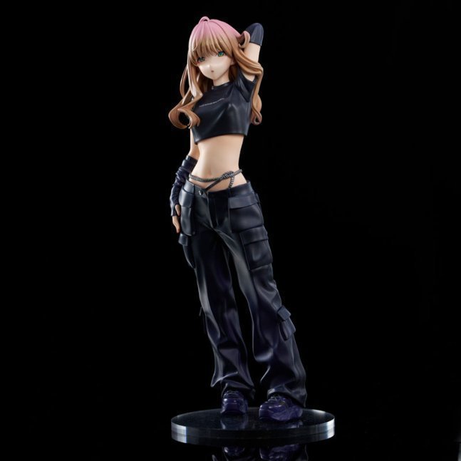 Yume Minami ZOZO BLACK COLLECTION Figure -- GRIDMAN UNIVERSE