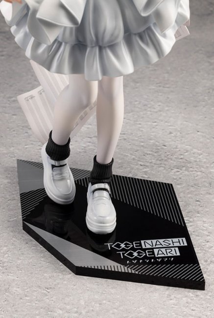 Tomo Ebizuka 1/7 Figure -- Girls Band Cry