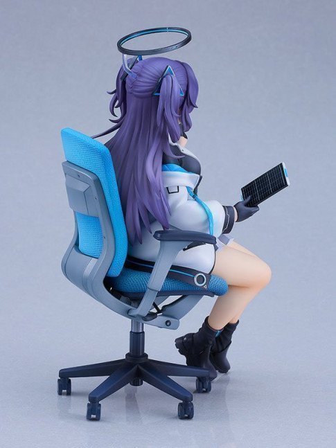 Yuuka -Daily Life Of A Treasurer- 1/7 Figure -- Blue Archive