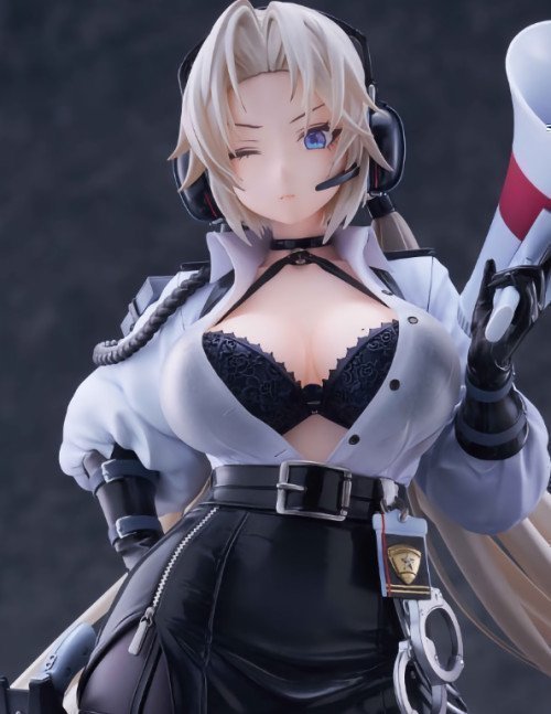Kronshtadt 1/6 Figure Begin the Rush! -- Azur Lane