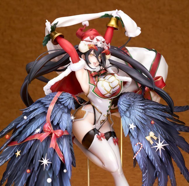 Albedo 1/8 Figure Pure White Santa Ver.  -- Overlord