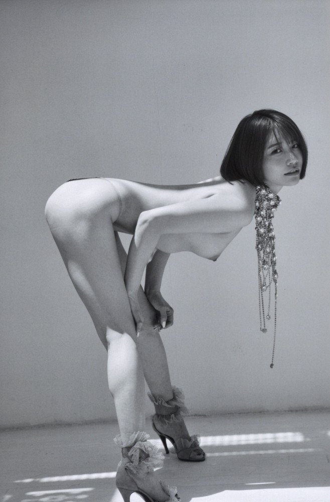 soft noise -- Saika Kawakita Photo Book