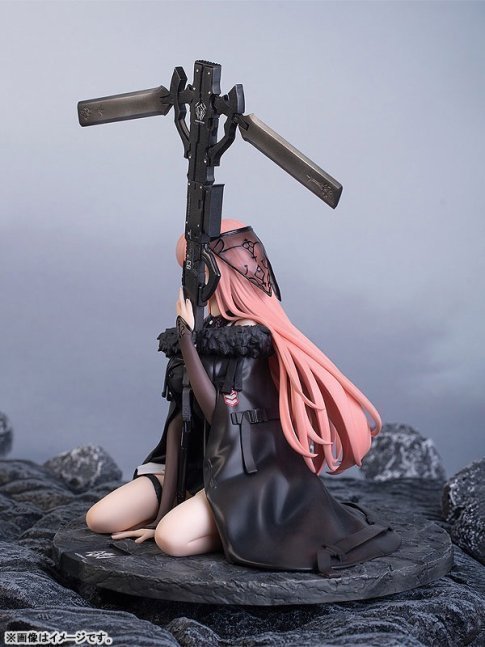 A-Z: [C] 1/7 Figure