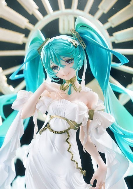 Hatsune Miku 1/7 Figure feat. Yoneyama Mai