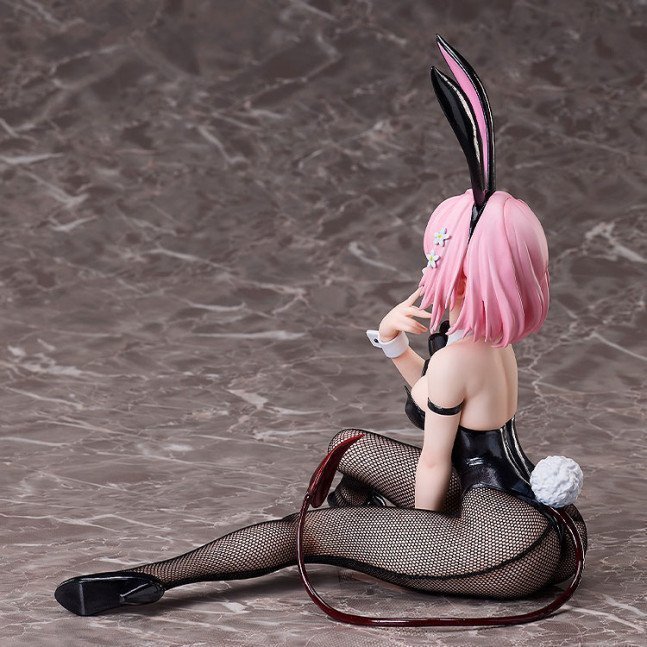 Momo Belia Deviluke: Bunny Ver. 1/6 Figure