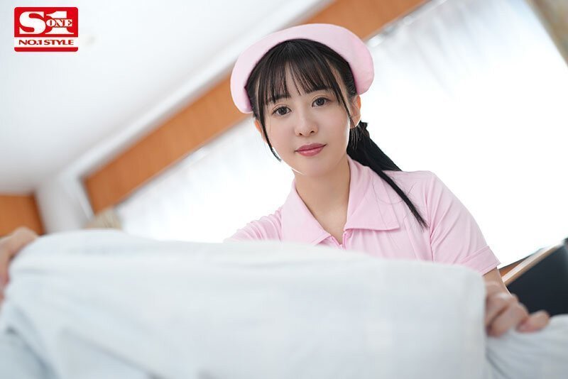 K-cup Paizuri Nurse -- Momoka Kagura (Blu-ray)
