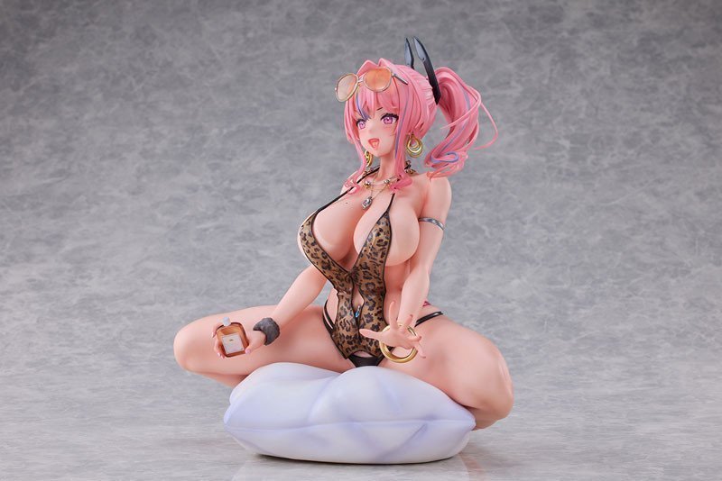 Bremerton Pillowed Counseling ver. 1/4 Figure --  Azur Lane