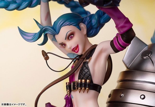 Jinx 1/7 Figure -- League of Legends