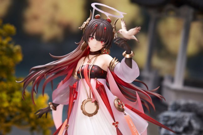 Lucia 1/7 Figure Plume Eventide Glow Ver. -- Punishing: Gray Raven