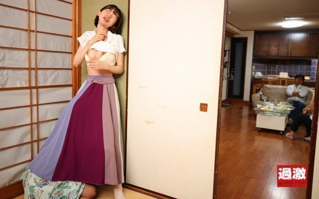 My Perverted Niece Gets Cunnilingus under my Skirt