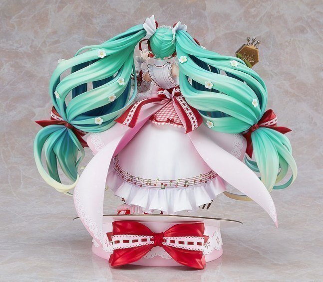 Hatsune Miku 1/7 Figure 15th Anniversary Ver.