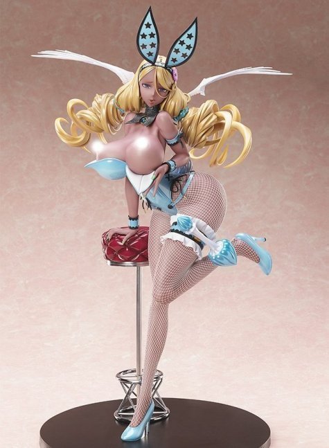 Kirara Akutsu 1/4 Figure Bunny Version Illustrated by Raita