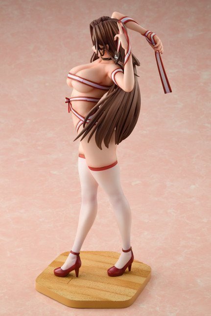 Lisa Hamasaki 1/6 Figure Ribbon Ver. -- Imaizumi Brings All the Gals to His House