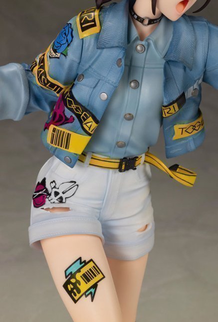 Nina Iseri 1/7 Figure -- Girls Band Cry