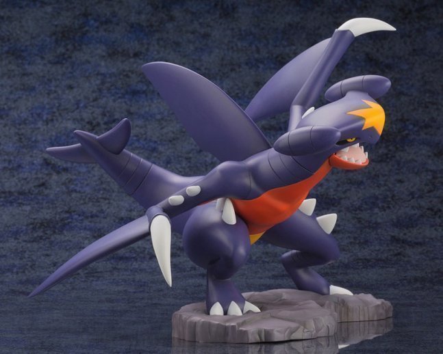 Cynthia with Garchomp 1/8 ARTFX J Figure -- Pokemon