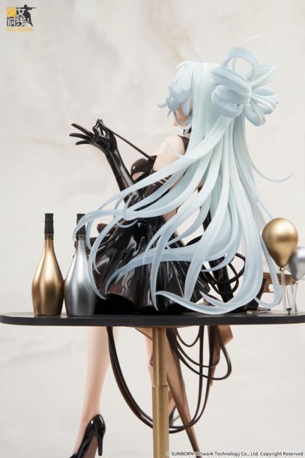 PA-15 1/7 Figure Phantom Thief of Champagne Ver. -- Girls' Frontline