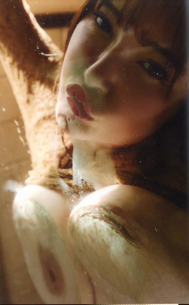 Qupido -- Himari Photo Book
