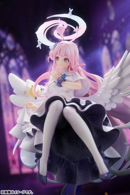 Mika -Call of the Stars- 1/7 Figure -- Blue Archive