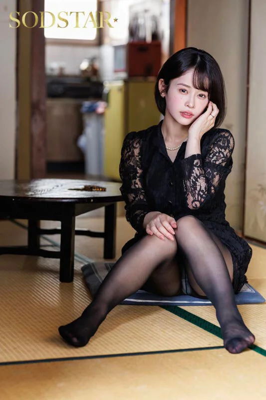 Widow's Compulsive Sex Indulgence -- MINAMO