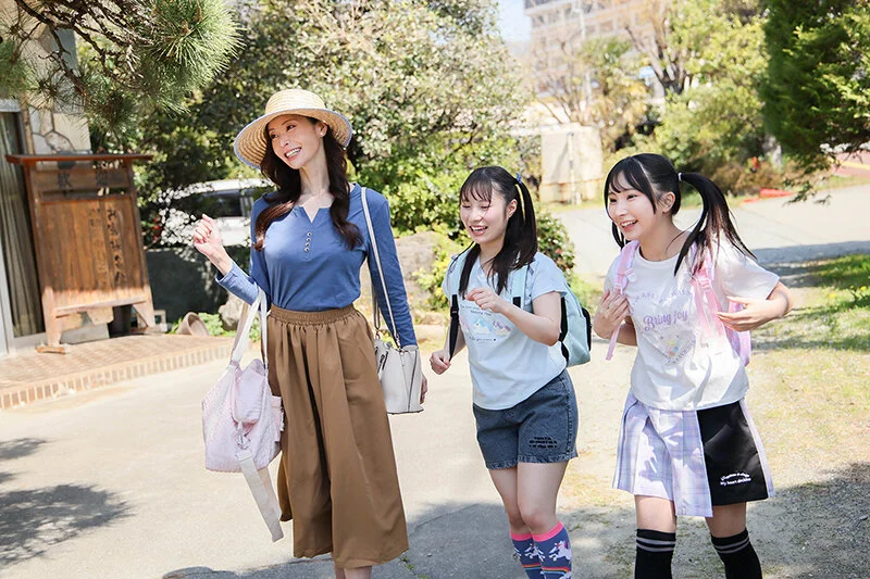 Hot Spring Trip with Two Lesbian Nieces VOL. 2