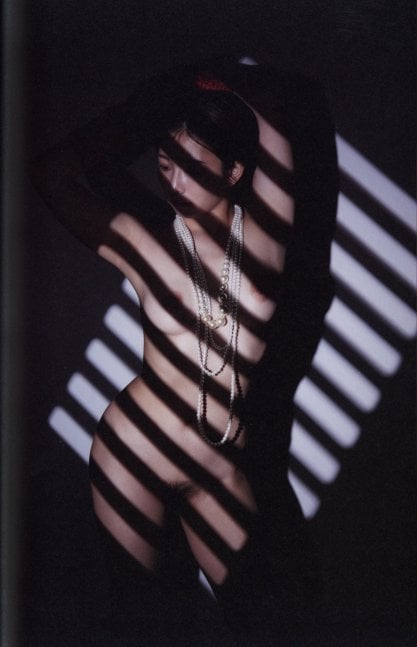 QT -- Mana Sakura Photo Book