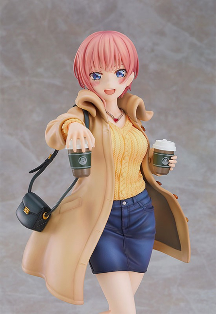 Ichika Nakano 1/6 Figure Date Style Ver.  -- The Quintessential Quintuplets SS