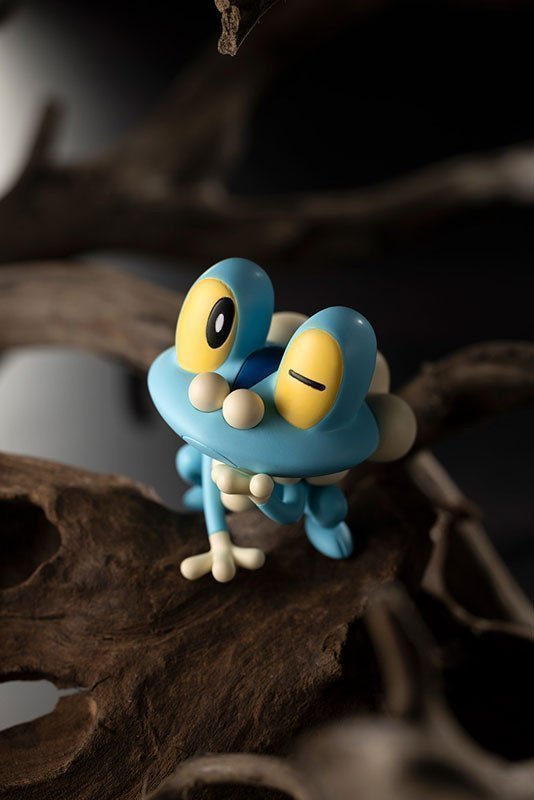 Karumu with Froakie 1/8 ARTFX J Figure -- Pokemon