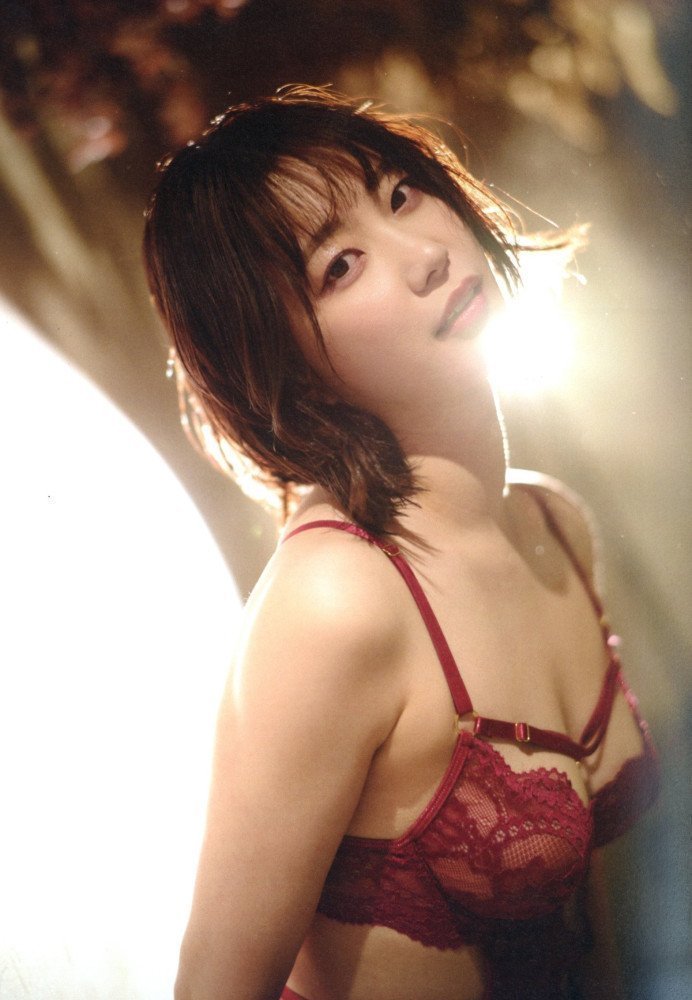 Last Scene -- Akane Mitani Photo Book
