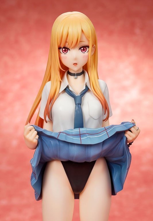 Marin Kitagawa 1/7 Figure -- My Dress-Up Darling