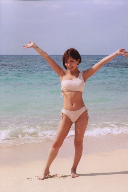 Sukicchanne -- Ayame Nogi Photo Book