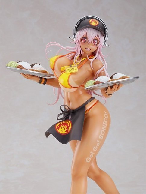 Super Sonico 1/6 Figure Bikini Waitress Ver.