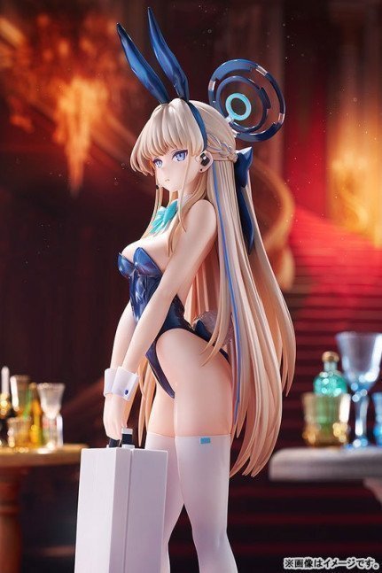 Asuma Toki 1/7 Figure  (Bunny Girl)  -- Blue Archive