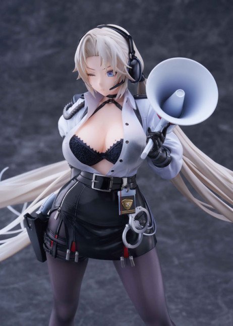 Kronshtadt 1/6 Figure Begin the Rush! -- Azur Lane