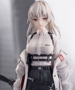 A-Z: [F01] 1/7 Figure